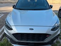 Usata Ford Focus ST-Line 120 CV (88 kW) 2021 Grigio Station wagon
