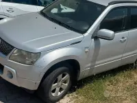 Usata Suzuki Vitara 109 CV (80 kW) 2005 Grigio SUV