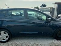 Usata Ford Fiesta Vignale 117 CV (86 kW) 2018 Blu Berlina