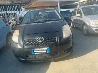 Usata Toyota Yaris 69 CV (50 kW) 2006 Nero Berlina