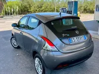 Usata Lancia Ypsilon Silver 86 CV (63 kW) 2013 Grigio Utilitaria