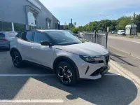 Nuova Alfa Romeo GT Junior Edizione Speciale 136 CV (100 kW) 2026 Avorio SUV