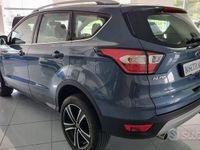 Usata Ford Kuga 150 CV (110 kW) 2018 Blu SUV