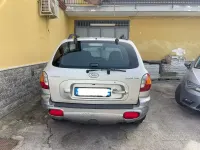 Usata Hyundai Santa Fe 125 CV (91 kW) 2004 Grigio SUV