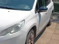 Usata Peugeot 2008 82 CV (60 kW) 2015 Bianco SUV