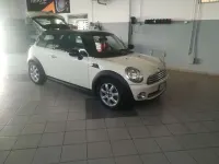Usata Mini Cooper 120 CV (88 kW) 2008 Bianco Utilitaria