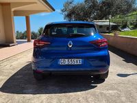 Usata Renault Clio V Intens 75 CV (55 kW) 2021 Blu Berlina