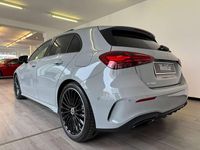 Usata Mercedes A180 AMG line 116 CV (85 kW) 2025 Manufaktur alpine grey Berlina