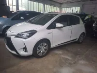 Usata Toyota Yaris Hybrid 75 CV (55 kW) 2017 Other Berlina