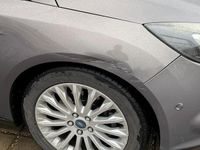 Usata Ford Focus Titanium 2011 Grigio Station wagon