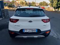 Usata Kia Stonic Style 100 CV (73 kW) 2019 Bianco SUV