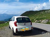 Begagnad Kia Picanto 69 HK (50 kW) 2015 Vit Halvkombi