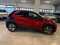 Usata Toyota Aygo X Lounge 72 CV (52 kW) 2022 Rosso SUV