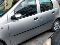 Usata Fiat Punto 80 CV (58 kW) 2004 Grigio Utilitaria