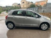 usata Toyota Yaris 16V cat 5 porte usato