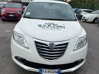 Usata Lancia Ypsilon Platinum 69 CV (50 kW) 2015 Bianco Utilitaria