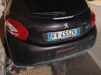 Usata Peugeot 208 68 CV (50 kW) 2015 Marrone Utilitaria
