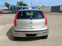 Usata Fiat Punto 69 CV (50 kW) 2005 Grigio Utilitaria
