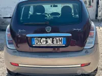 Usata Lancia Ypsilon 80 CV (58 kW) 2009 Marrone Utilitaria