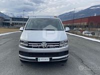 Begagnad VW Multivan Highline 204 HK (150 kW) 2015 Grå Van