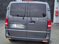 Usata Mercedes Vito 190 CV (139 kW) 2022 Grigio Furgone