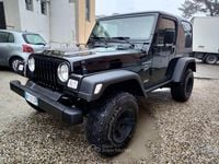 Usata Jeep Wrangler Sport 177 CV (130 kW) 2000 Nero SUV