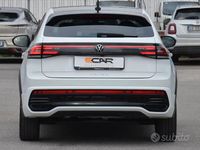 Begagnad VW Taigo R-line 110 HK (80 kW) 2023 Vit SUV