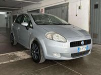 Usata Fiat Grande Punto Dynamic 77 CV (56 kW) 2006 Grigio Utilitaria