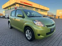 Usata Daihatsu Sirion TAKA 102 CV (75 kW) 2009 Verde Utilitaria