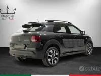 Usata Citroën C4 Feel 99 CV (72 kW) 2017 Nero SUV