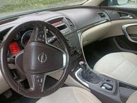 Usata Opel Insignia 136 CV (100 kW) 2011 Marrone Berlina