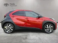 Usata Toyota Aygo X Lounge 72 CV (52 kW) 2022 Rosso SUV
