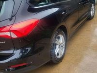 Usado Ford Focus Vignale 120 HP (88 kW) 2019 Carrinha