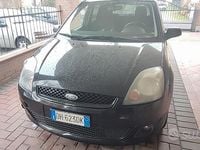Usata Ford Fiesta Titanium 68 CV (50 kW) 2007 Nero Berlina