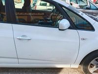 Usata Kia Venga 77 CV (56 kW) 2013 Bianco Utilitaria