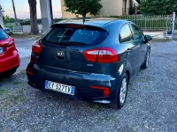 Usata Kia Rio 75 CV (55 kW) 2016 Grigio Utilitaria