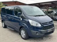 Usata Ford Tourneo 125 CV (91 kW) 2013 Blu Monovolume