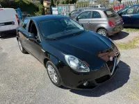 Begagnad Alfa Romeo Giulietta Super 120 HK (88 kW) 2018 Svart Halvkombi