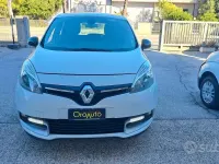 Usata Renault Scenic E-Tech XMOD 110 CV (80 kW) 2015 Bianco Monovolume