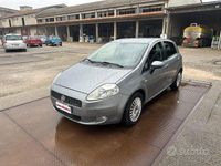 Usata Fiat Grande Punto Dynamic 75 CV (55 kW) 2008 Grigio Utilitaria