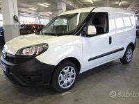 Usata Fiat Doblò Lounge 120 CV (88 kW) 2020 Bianco Monovolume