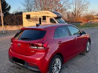 Usata Kia Rio Active 101 CV (74 kW) 2018 Rosso Berlina