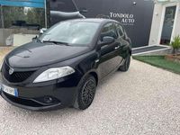 Usata Lancia Ypsilon Gold 69 CV (50 kW) 2018 Nero Utilitaria