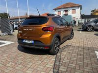 Usata Dacia Sandero Expression 110 CV (80 kW) 2023 Arancione Utilitaria