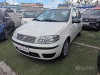 Usata Fiat Punto Classica 59 CV (43 kW) 2009 Bianco Utilitaria