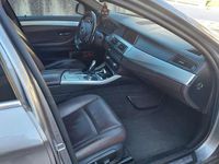 Usata BMW 520 Luxury Line 190 CV (139 kW) 2016 Grigio Station wagon