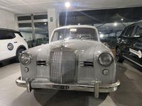 Begagnad Mercedes W115 51 HK (37 kW) 1958 Grå Sedan