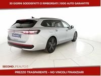 Usata VW Passat R-line 150 CV (110 kW) 2024 Argento Station wagon