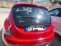 Usata Lancia Ypsilon Silver 69 CV (50 kW) 2015 Rosso Utilitaria
