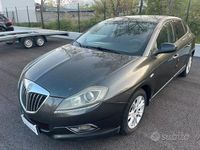Usata Lancia Delta Gold 120 CV (88 kW) 2011 Grigio Utilitaria